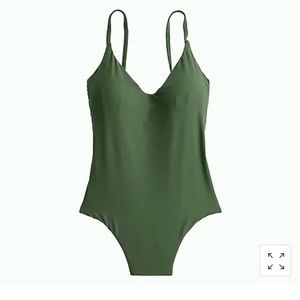 NWT J. Crew rounded v-neck one piece swimsuit